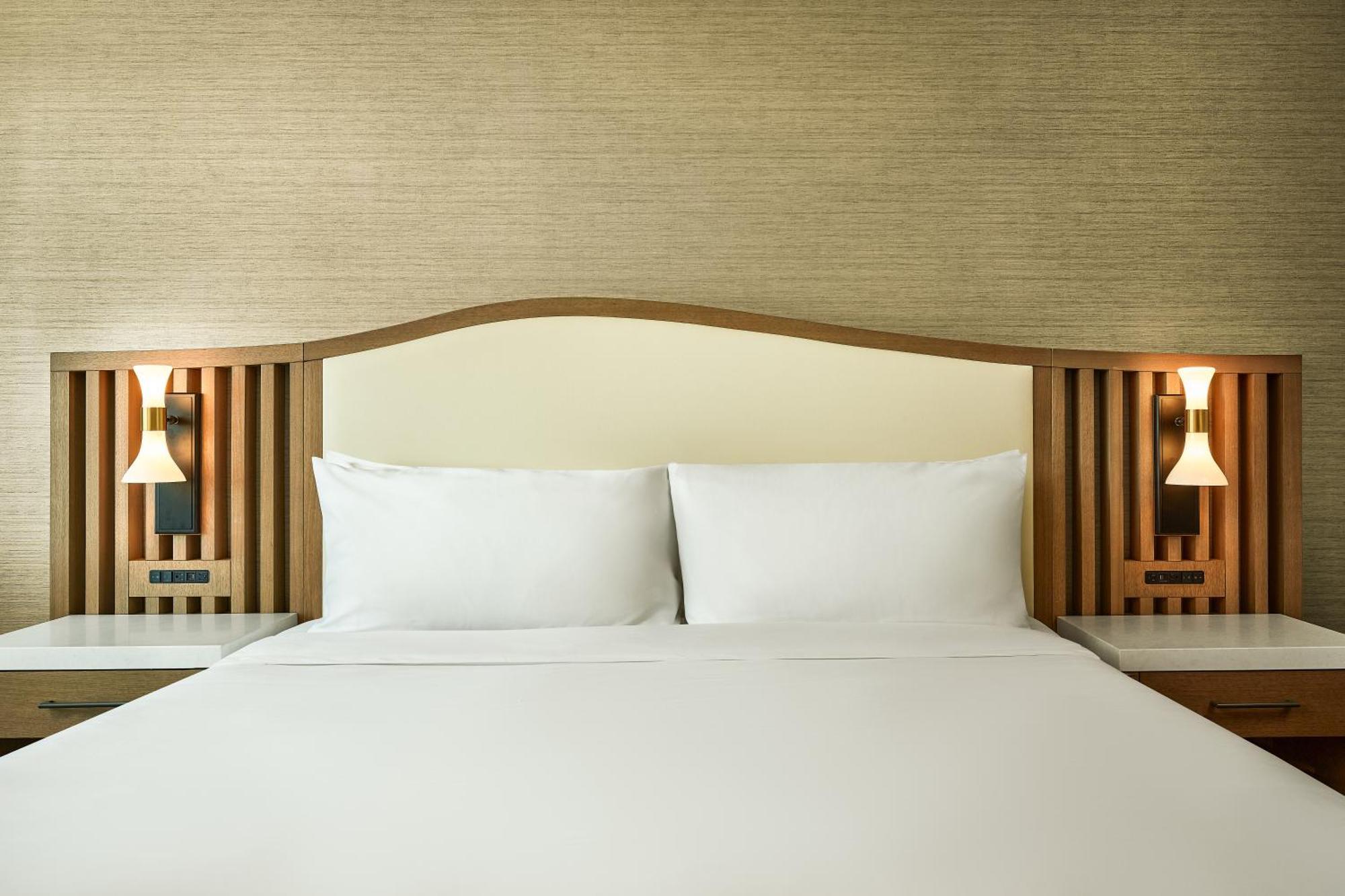 Lively Hotel On Oak Oklahoma City, Tapestry By Hilton Exterior photo