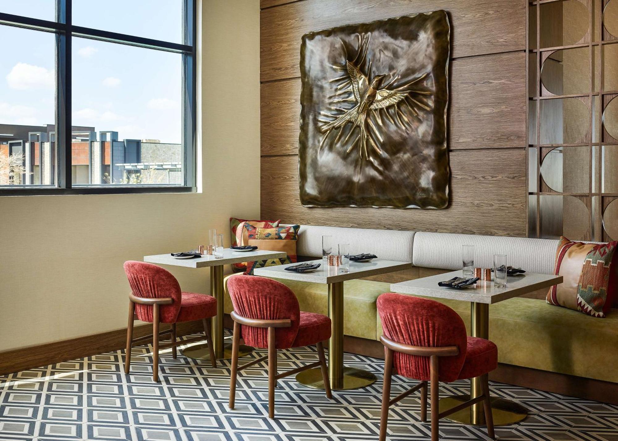 Lively Hotel On Oak Oklahoma City, Tapestry By Hilton Exterior photo