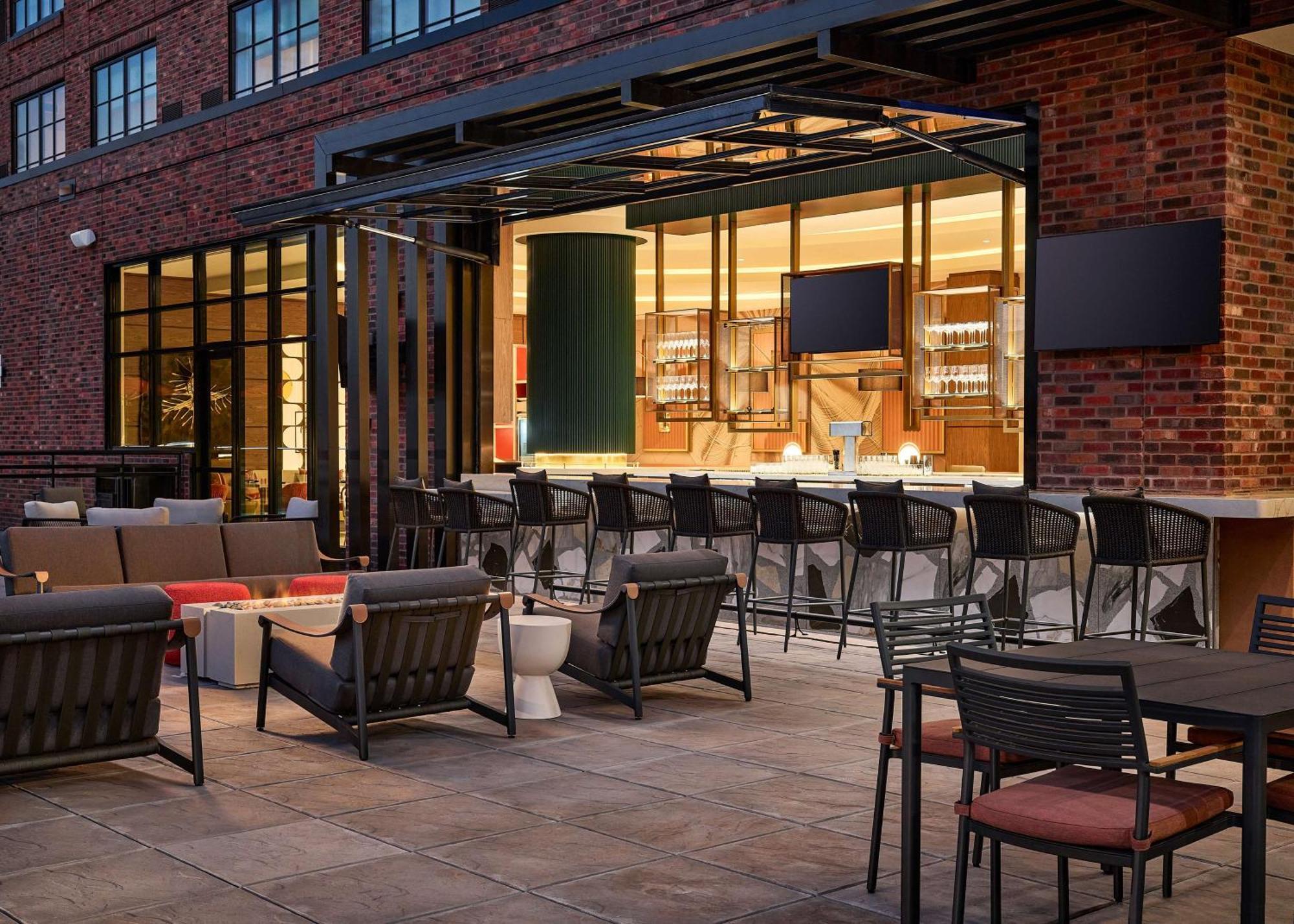 Lively Hotel On Oak Oklahoma City, Tapestry By Hilton Exterior photo