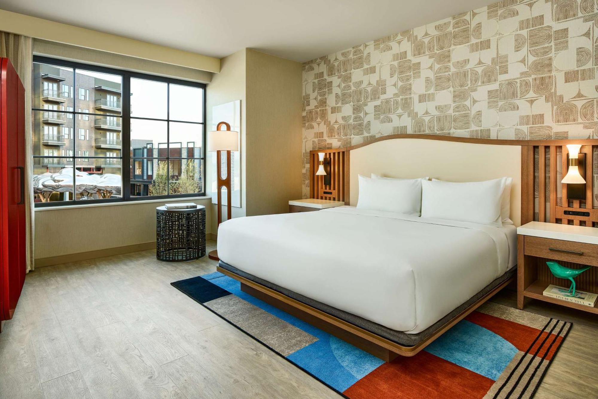 Lively Hotel On Oak Oklahoma City, Tapestry By Hilton Exterior photo