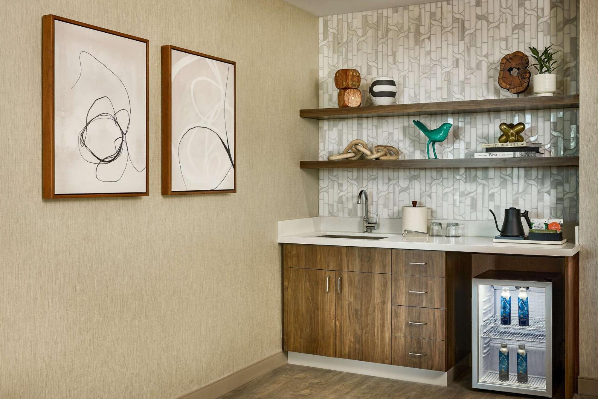 Lively Hotel On Oak Oklahoma City, Tapestry By Hilton Exterior photo